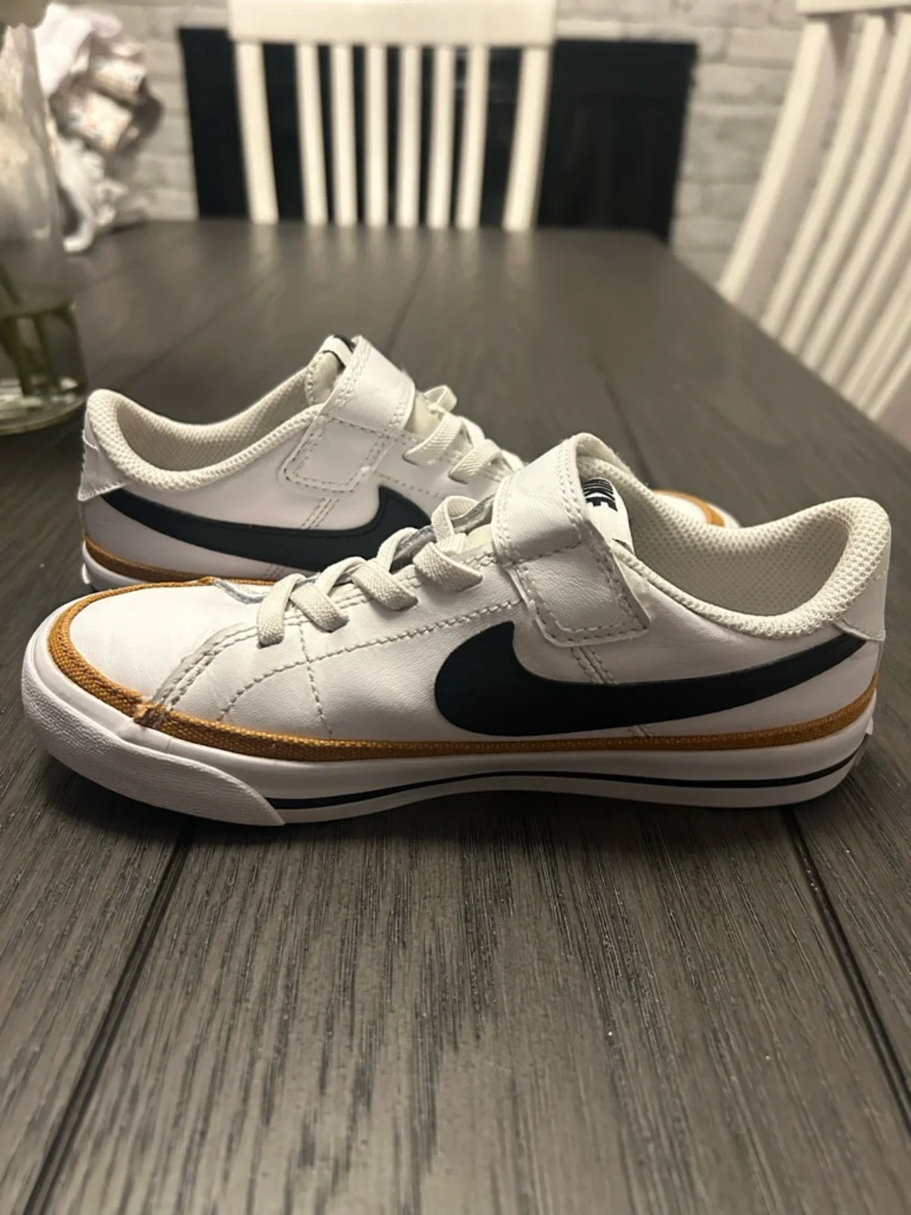 Nike Court Legacy Sneaker - Picture 3 of 11